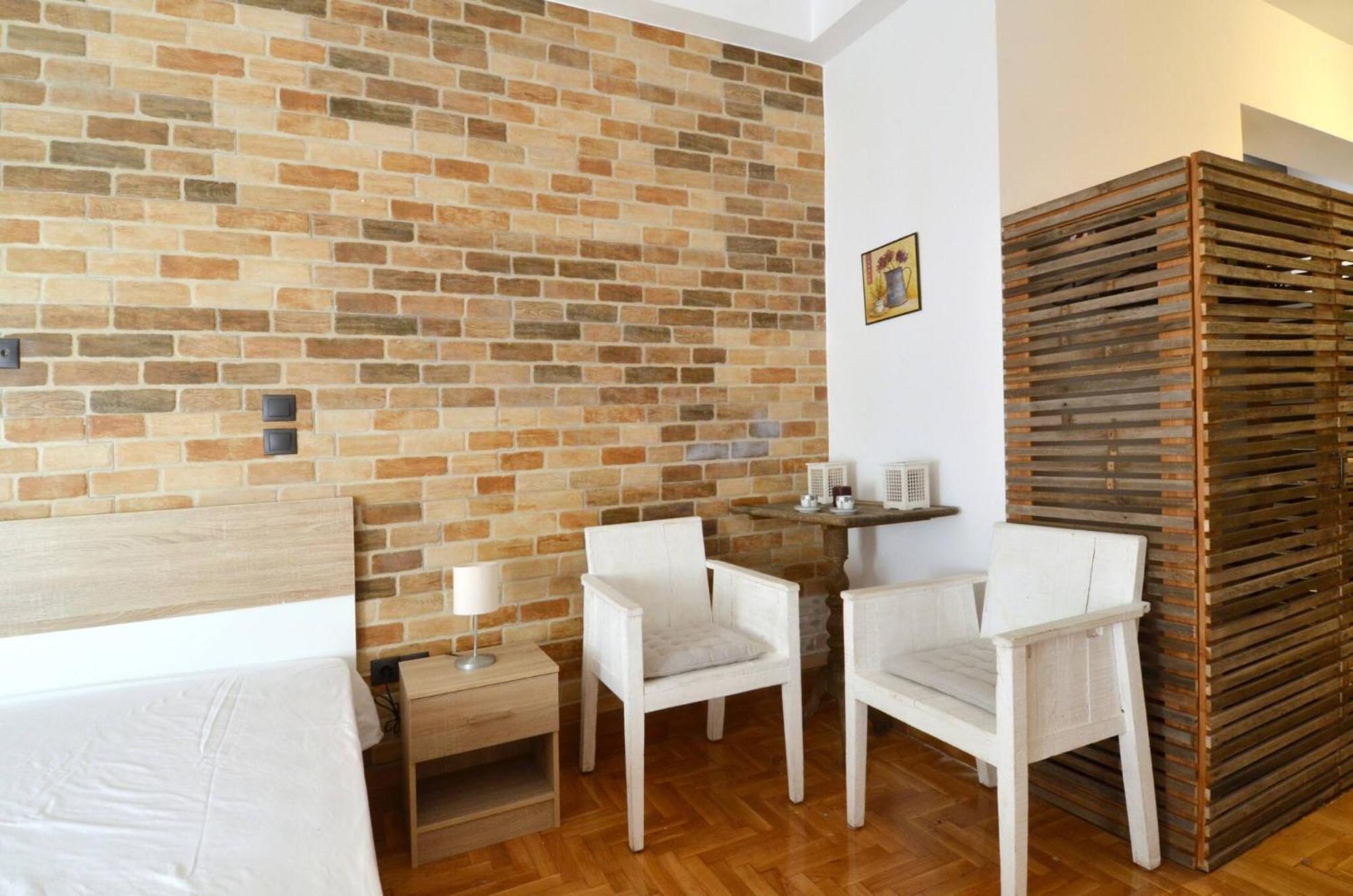 A Modern Rustic Cosy Apartment At The Foot Of Mount Lycabettus Athens Ngoại thất bức ảnh